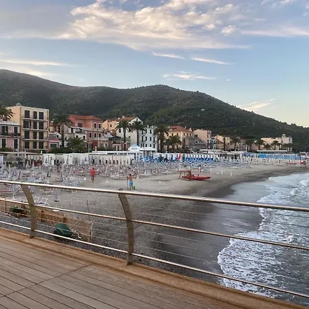 Paolina - App. 6 Posti Διαμέρισμα Ceriale